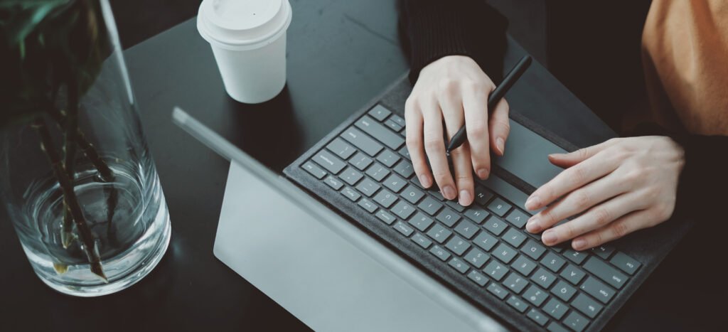Why Choose us as Your Trusted Payroll Partner ?